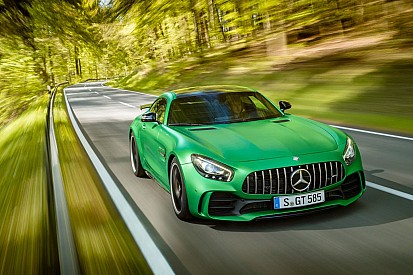 Mercedes-AMG GT R, va oltre le promesse