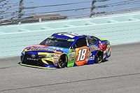 Kyle Busch abre con fuerza en la primera en Homestead