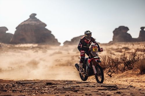 Dakar 2025: Brabec se lleva la etapa 6 con Cornejo 3&ordm; en Arabia Saudita