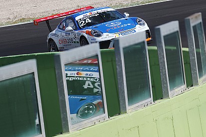 Carrera Cup Italia, Vallelunga: primo centro per Cazzaniga jr. in gara 2!