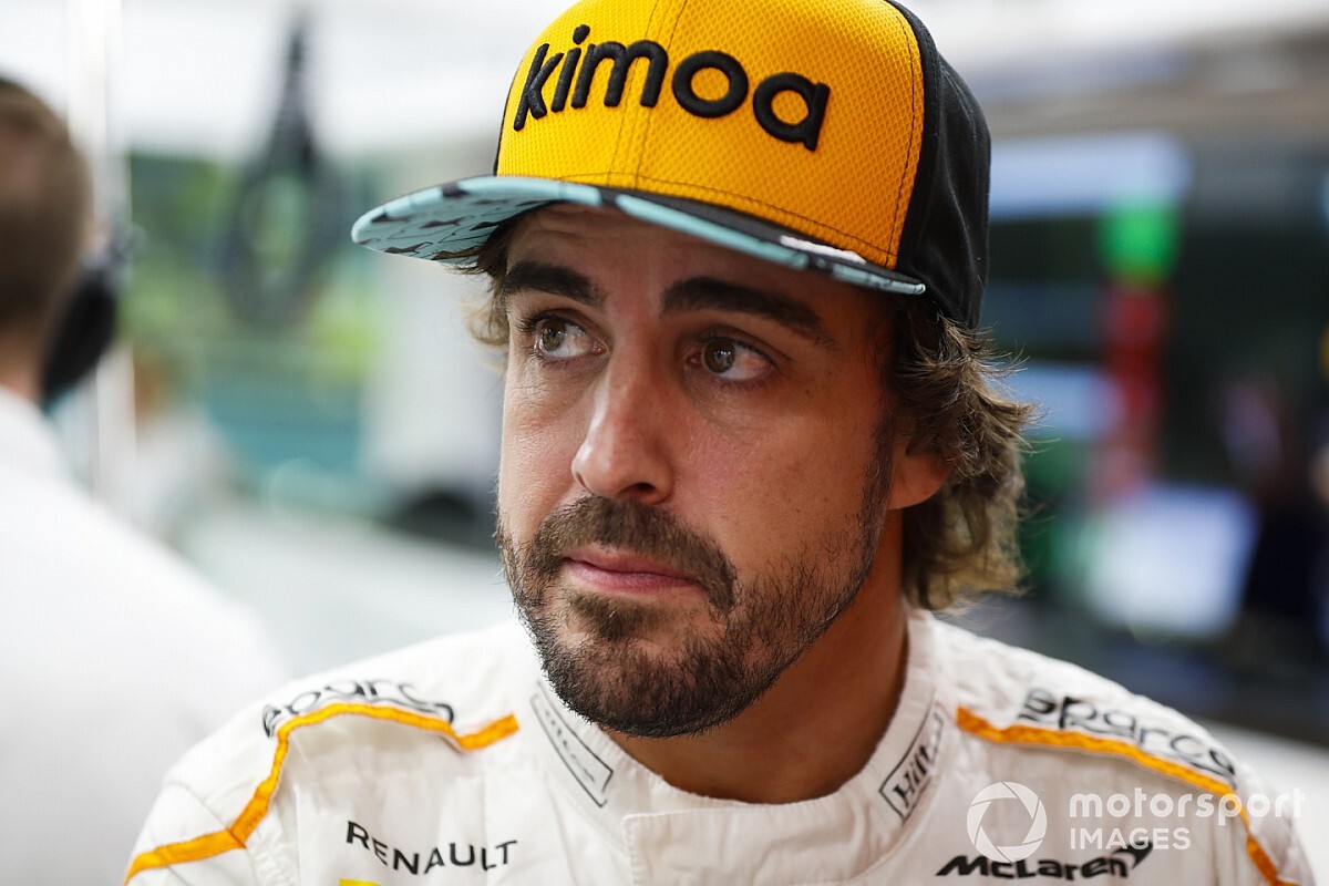 Alonso, 2019'da McLaren'ın test pilotu mu olacak?