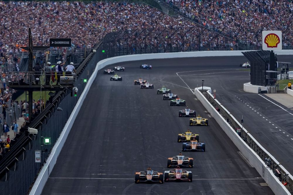 Pato O'Ward, Arrow McLaren Chevrolet, Josef Newgarden, Team Penske Chevrolet, Alexander Rossi, Arrow McLaren Chevrolet