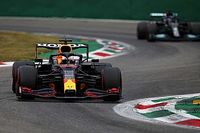 Verstappen: "En carrera plantaremos cara a Mercedes"