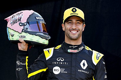 Ricciardo ha svelato i nuovi colori del casco che indosserà nel Mondiale 2019 di F1