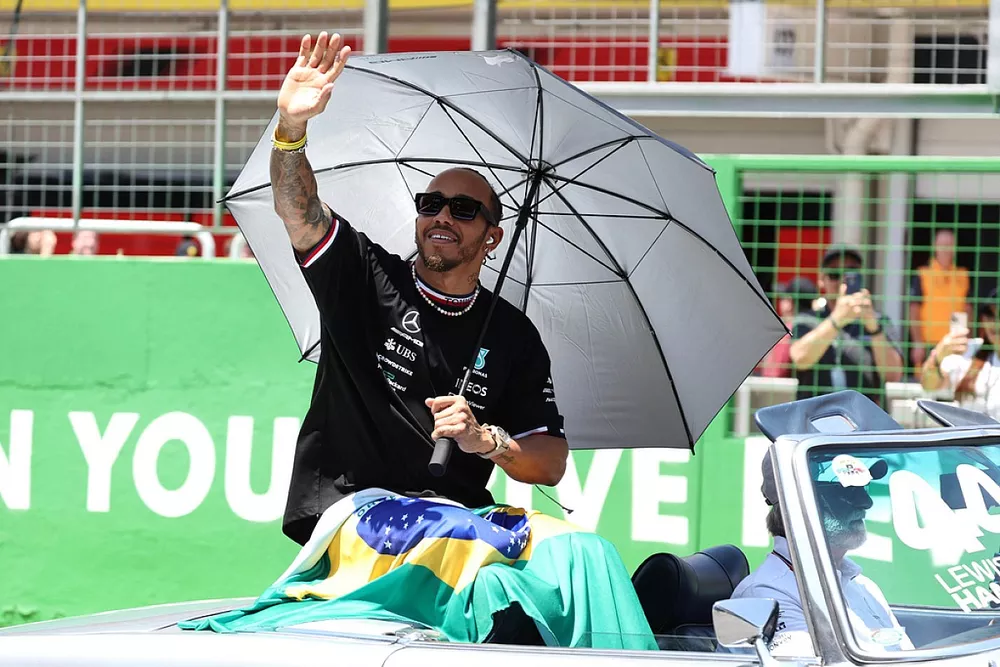 Lewis Hamilton, Mercedes AMG, en el desfile de pilotos