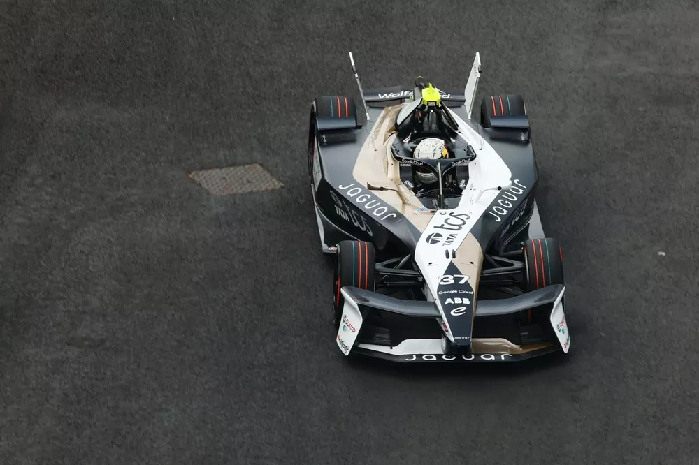 Nick Cassidy, Jaguar TCS Racing