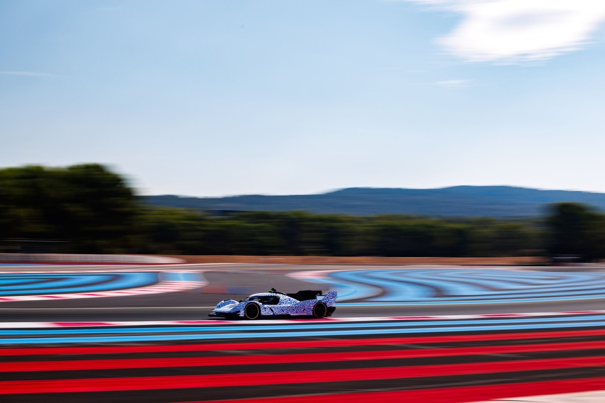 Ford Completes Initial Testing of New LMDh at Paul Ricard