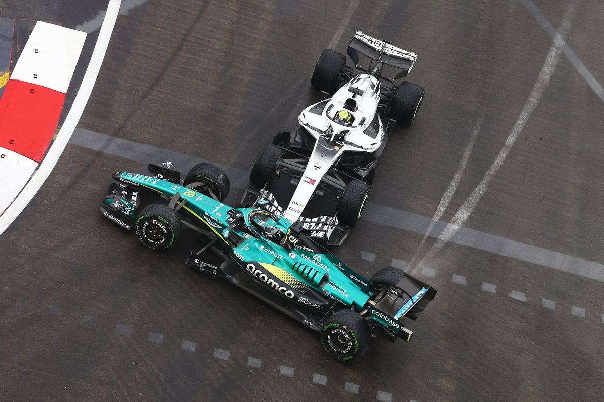 FIA toma decisiones controvertidas tras el sprint de Singapur: Pérez y Lindblad sin sanción