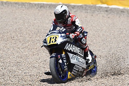 Гонщики MotoGP про Фенаті, якого вигнали з Moto2: таких треба гнати у три шиї