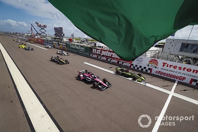 Jack Harvey, Meyer Shank Racing with Arrow SPM Honda, Charlie Kimball, Carlin Chevrolet au d&eacute;part
