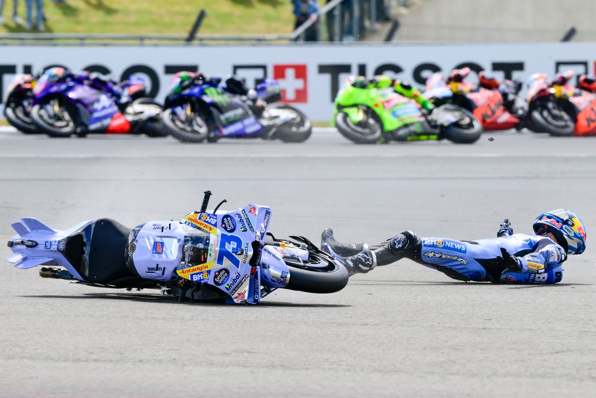 MotoGP | Alex Marquez: "Siamo stati fortunati, ma Marc ne ha avuta ancora di più"