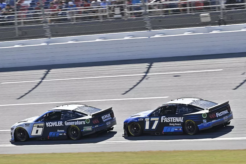 Brad Keselowski, RFK Racing, Kohler Generators Ford Mustang, Chris Buescher, RFK Racing, Fastenal Ford Mustang