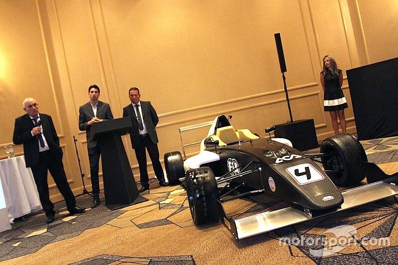 Presentaci&oacute;n F4 Argentina