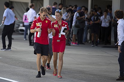 Vettel megírhatja a könyvét: "Hogyan veszíts el egy bajnokságot"