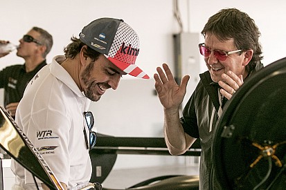 Alonso e Kobayashi se encaixaram bem à equipe, diz parceiro
