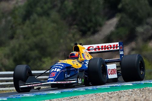 El detr&aacute;s de las c&aacute;maras del primer test de Williams Heritage