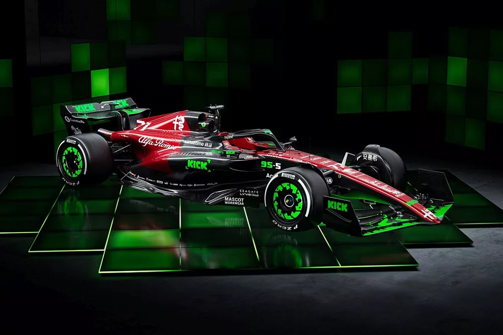 Alfa Romeo C43 com pintura