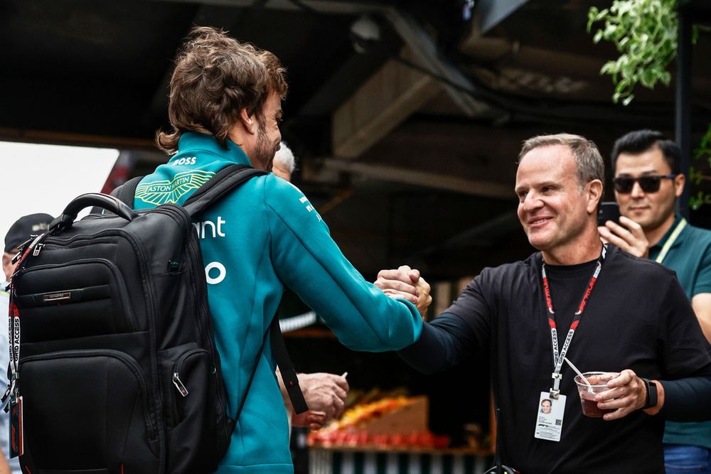 Fernando Alonso, Aston Martin F1 Team, y Rubens Barrichello