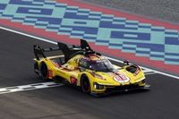 Triplet Ferrari. Kubica na podium