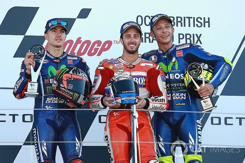 Podium: Ganador, Andrea Dovizioso, Ducati Team, segundo, Maverick Viñales, Yamaha Factory Racing, te
