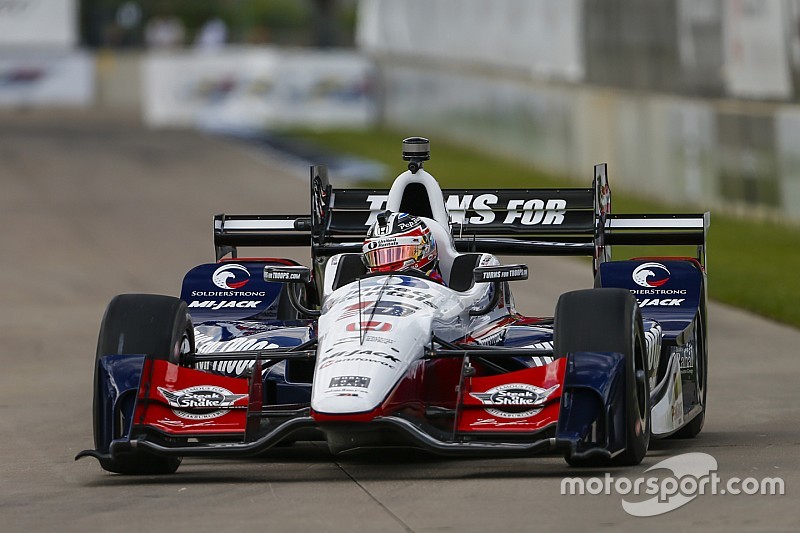 Detroit IndyCar: Rahal dominates Race 1