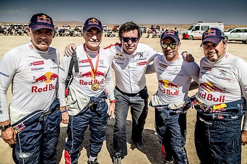 Peugeot dejará que compitan sus pilotos en el Rally Dakar