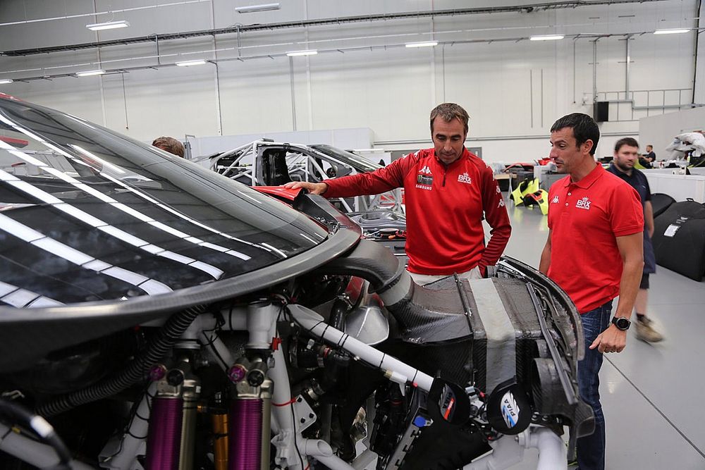 Construcci&oacute;n del Bahrain Raid Xtreme Hunter T1+