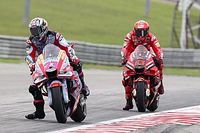 Bastianini: "La intenci&oacute;n era adelantar a Bagnaia en la &uacute;ltima vuelta"