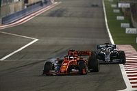 Hamilton defiende a Vettel de sus recientes errores 