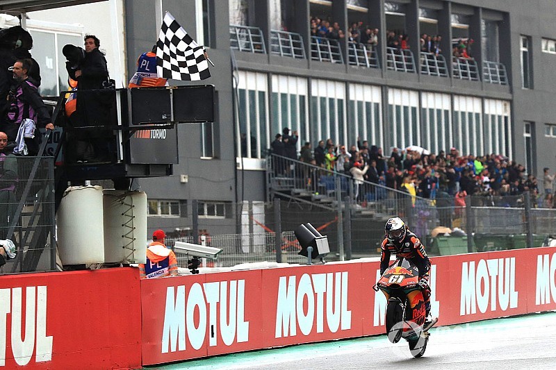 Banjir pujian pembalap MotoGP untuk Oncu