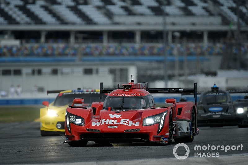 24 uur Daytona: Action Express snelste in opdrogende VT1, Van der Zande begint rustig