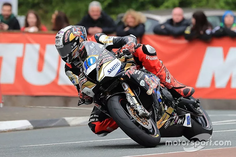 Peter Hickman, Trooper Beer Triumph by Smiths Racing  Triumph