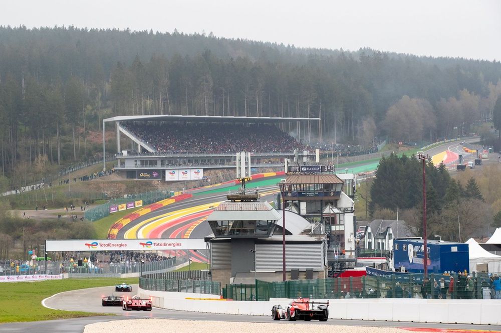 #8 Toyota Gazoo Racing Toyota GR010 - Hybrid: Sebastien Buemi, Brendon Hartley, Ryo Hirakawa