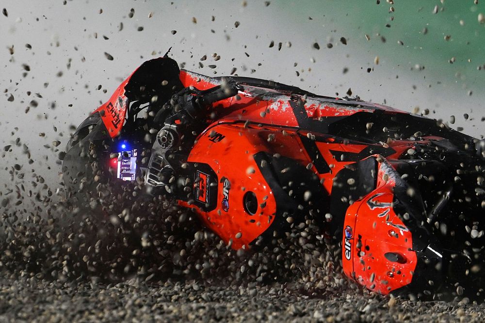 La caída de Danilo Petrucci, KTM Tech3 