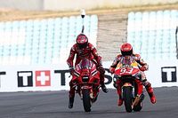 Bagnaia no se anima a descartar a Márquez para el título
