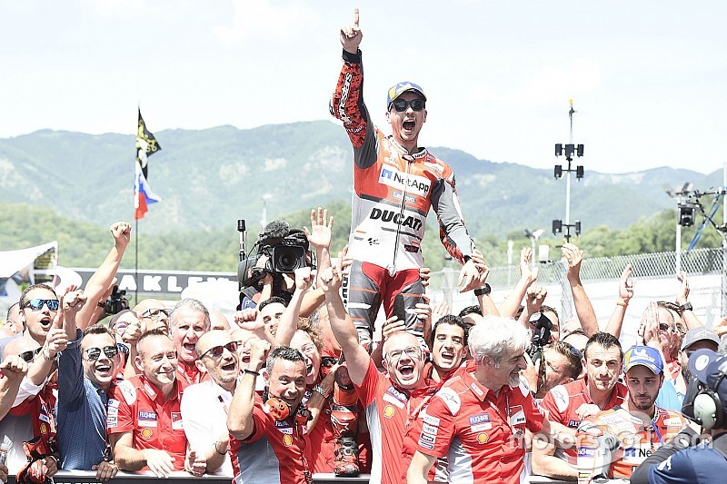 Dovizioso: “Las victorias de Lorenzo crearon tensión en el box”
