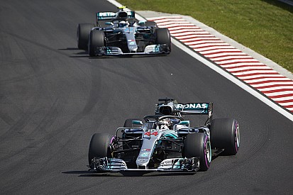Mercedes evaluará después de Monza si Bottas toma un rol de escudero