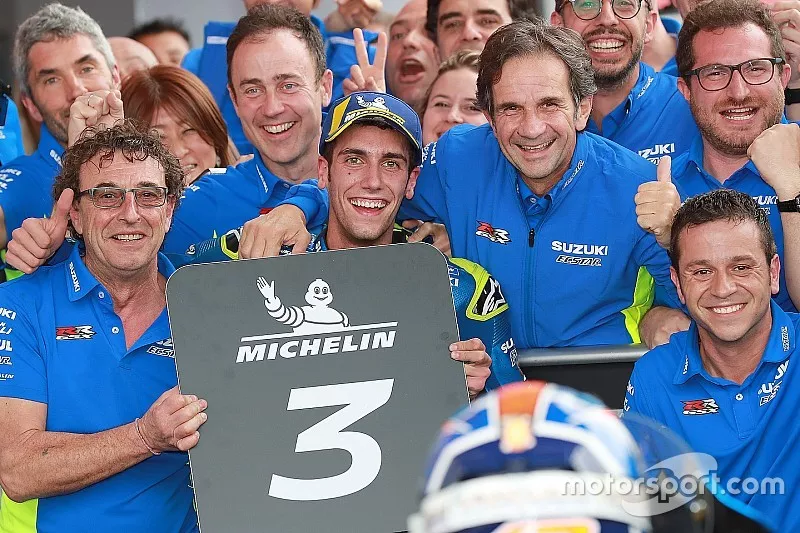 Tercer puesto Alex Rins, Team Suzuki MotoGP, Brivio