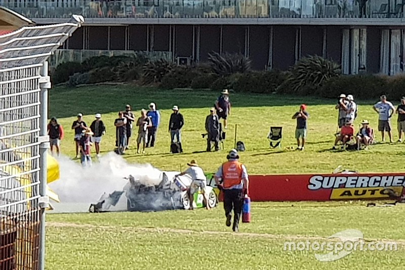 Hoe de Bathurst-held ingreep bij zware crash van teamgenoot Bleekemolen