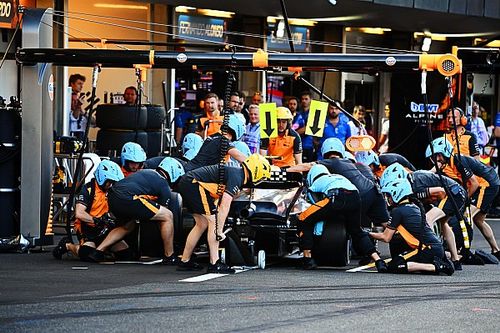 McLaren admite que ya no puede cumplir con el l&iacute;mite presupuestario