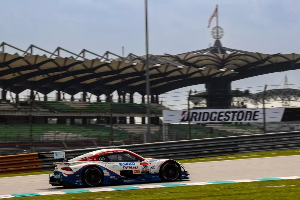 #39 DENSO KOBELCO SARD GR Supra