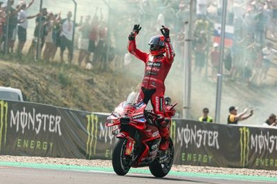 MotoGP: Márquez revela piloto com quem mais aprendeu e que 'tentou copiar'