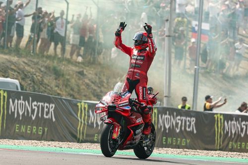 MotoGP: Márquez revela piloto com quem mais aprendeu e que 'tentou copiar'