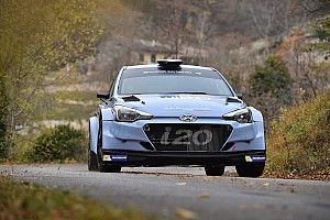 Fotos: Franco Morbidelli en la "fosa de los leones" del WRC