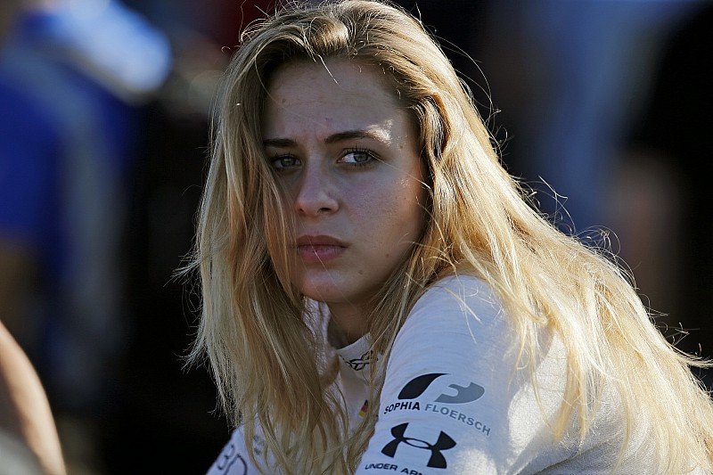 Nach Macau-Horrorcrash: Warum Sophia Flörsch sieben Stunden operiert wurde