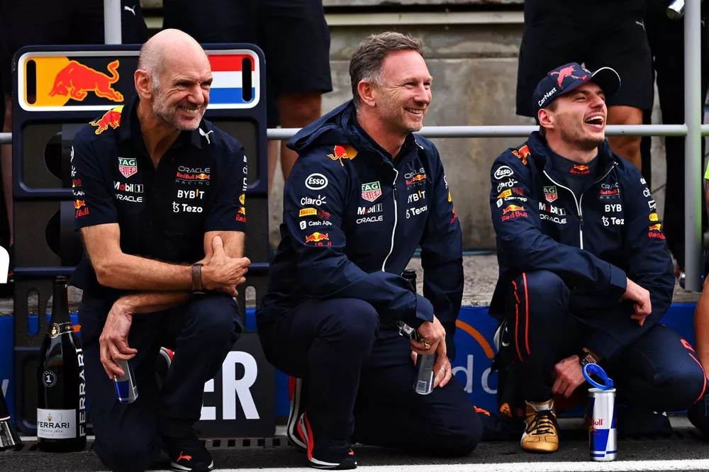 Ganador Max Verstappen, Red Bull Racing, Christian Horner, director del equipo Red Bull Racing, Adrian Newey, jefe de tecnolog&iacute;a de Red Bull Racing
