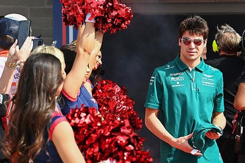 F1: Stroll alega que deu "muito espaço" para Alonso em batida no GP dos EUA