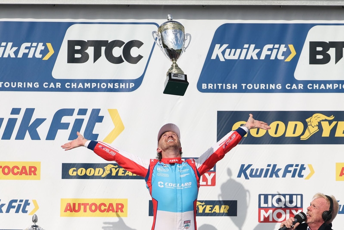 The weekend the BTCC said goodbye to its showman character