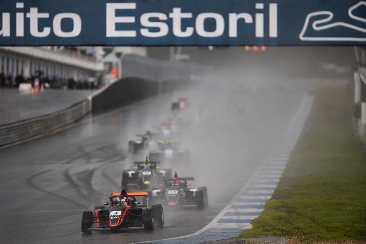 Ruta gotowy na kolejny deszczowy weekend