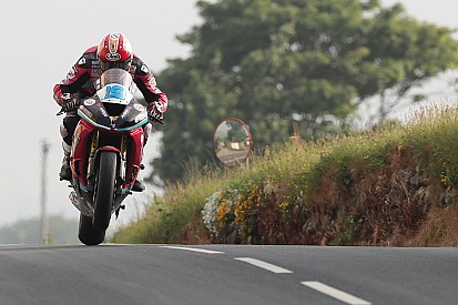 Unfall beim Southern 100: James Cowton tödlich verunglückt
